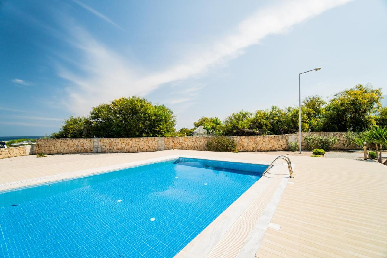 Spacious Three-Bedroom Apartment With Sea View A4 Λάπηθος Εξωτερικό φωτογραφία