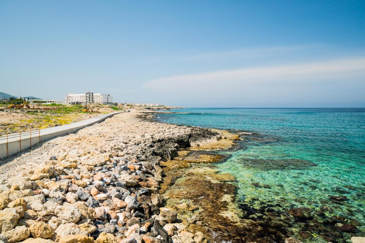 Spacious Three-Bedroom Apartment With Sea View A4 Λάπηθος Εξωτερικό φωτογραφία