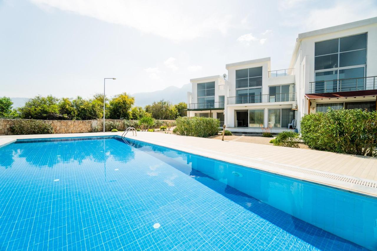 Spacious Three-Bedroom Apartment With Sea View A4 Λάπηθος Εξωτερικό φωτογραφία